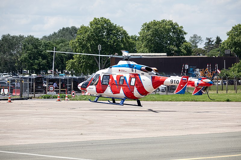 File:Paris Air Show 2019, Le Bourget (SIAE8931).jpg