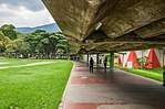 Pasillos de la Universidad Central de Venezuela.jpg