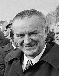 <span class="mw-page-title-main">Piotr Jaroszewicz</span> Prime Minister of Poland (1970-1980)
