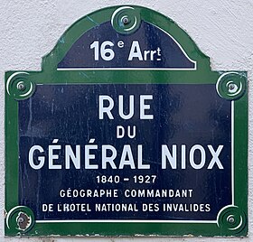 Voir la plaque.