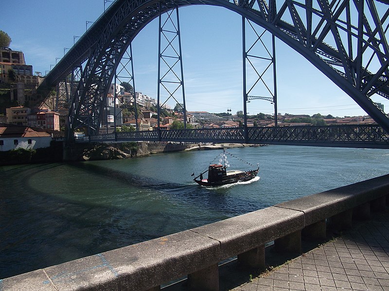 File:Ponte Luiz I 21Junho2013.jpg