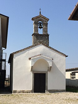 Povoletto - chiesa San Pietro - Magredis 01.jpg