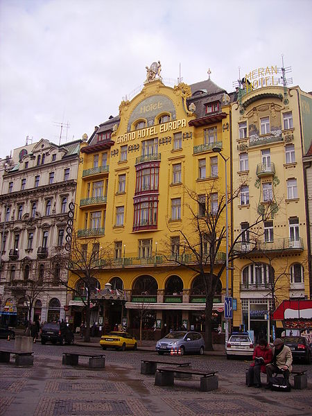 File:Prag Wenzelsplatz Grand Europa Hotel.JPG