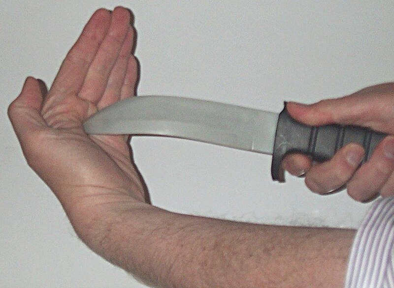 File:RubberKnife.JPG