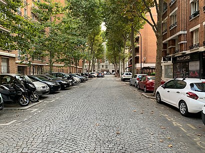 Comment aller à Rue Gervex en transport en commun - A propos de cet endroit