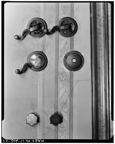 File:SPEAKING TUBES and SIGNALS, SECOND FLOOR SOUTHEAST ROOM - Lockwood-Mathews House, Veterans' Memorial Park, Southeast, Norwalk, Fairfield County, CT HABS CONN,1-NOWA,2-24.tif