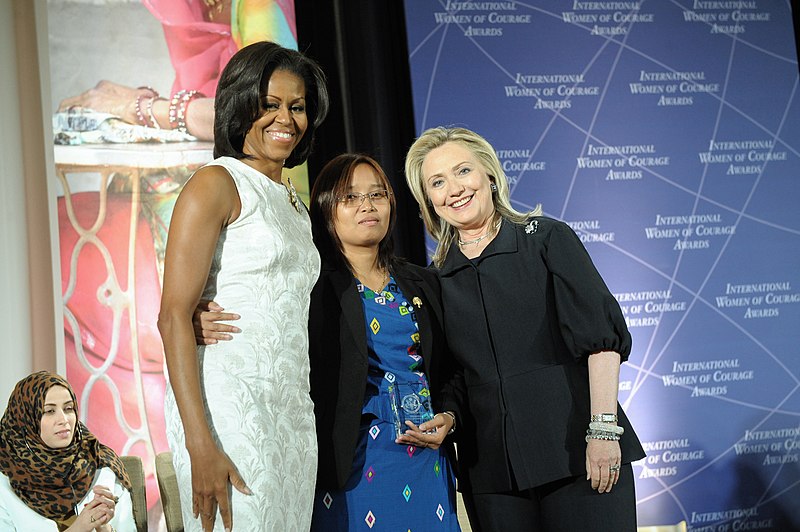 File:Secretary Clinton and First Lady Obama With 2012 IWOC Award Winner Zin Mar Aung of Burma (6820919770).jpg