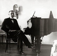 Sergei Rachmaninov, anni '10.jpg