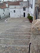 Serpa -Escadas junto à torre.jpg