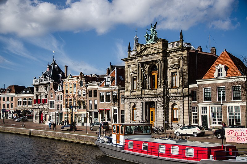 File:Spaarnwouderbuurt, Haarlem, Netherlands - panoramio.jpg