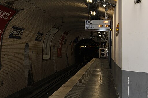 Station Mtro Porte Lilas ligne 11 Paris 7