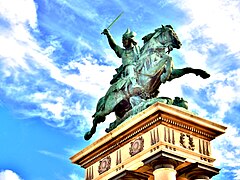 La statue équestre de Vercingétorix (1903) de Bartholdi.