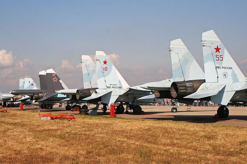 File:Sukhoi Su-27, Su-30, Su-34 & Su-35 at Zhukovsky 2012 (8583266443).jpg