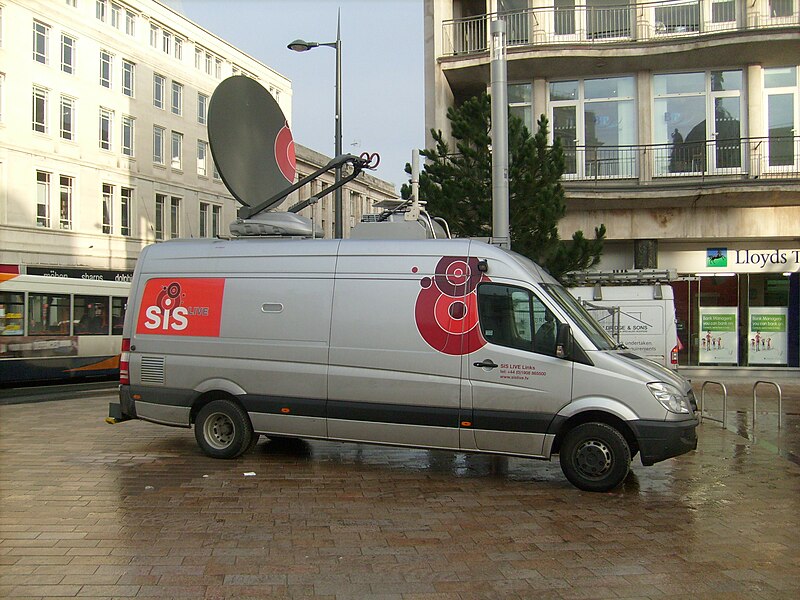 File:TV Sat Link Van 2.jpg