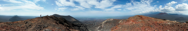Панорама вулканического массива Толбачик, полуостров Камчатка