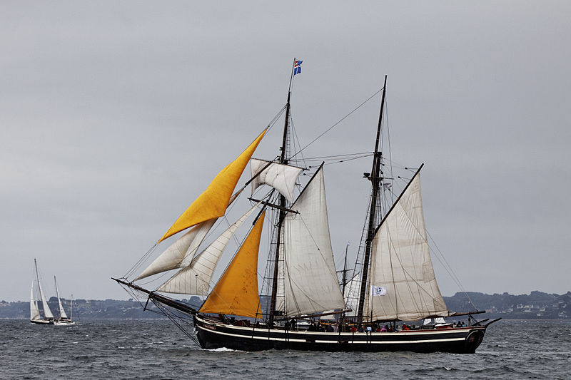 File:Tonnerres de Brest 2012 - Etoile de France - 201.jpg