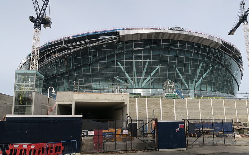 File:Tottenham Hotspur stadium from Park Lane, October 2018.jpg