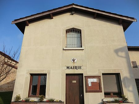 Town hall of Saint-Jean-de-Thurigneux.JPG