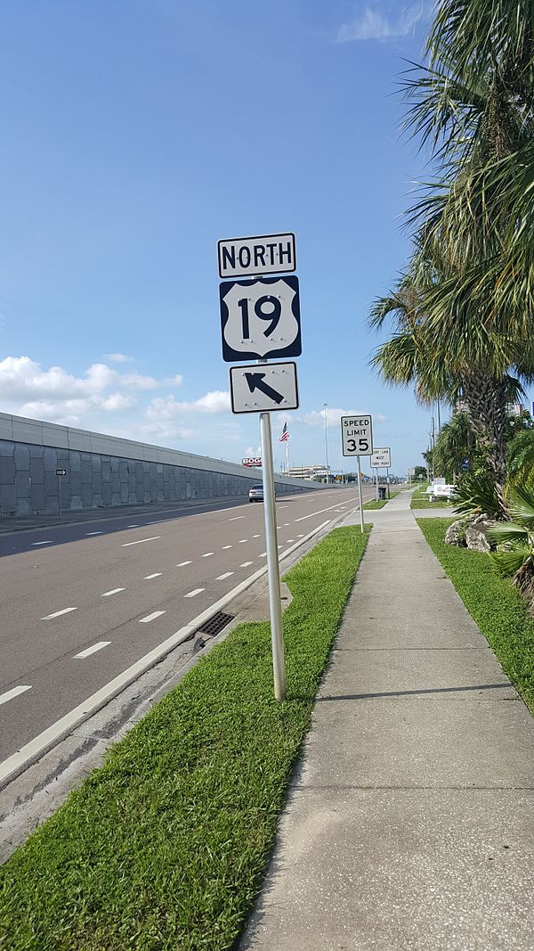 A US 19 sign in Clearwater