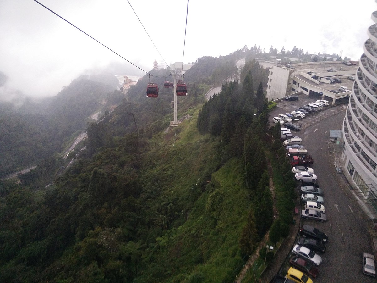 File:View from the Cable Car at Genting Highlands ...