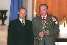 Vladimir Putin con Nikolay Kvasha-1.jpg