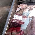 Walfleisch (Bokmål: hvalkjøtt) im Jahr 2016 in einem Bergener Restaurant (249 NOK/kg)