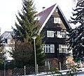 Einfamilienhaus mit Einfriedung