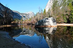 Yosemite naciaparka spegullago 2010u.JPG