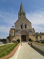 Eglise Saint-Pierre de Tour-en-Bessin.jpg