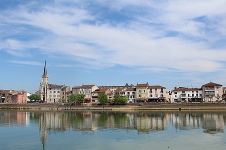 Église St-Laurent-sur-Saône 2.JPG