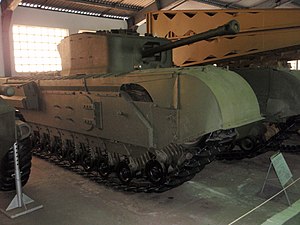 Огнемётный танк Mk.IV Churchill-crocodile в Бронетанковом музее в Кубинке