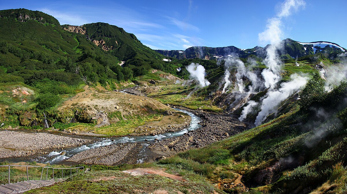 Valley of Geysers - Wikipedia