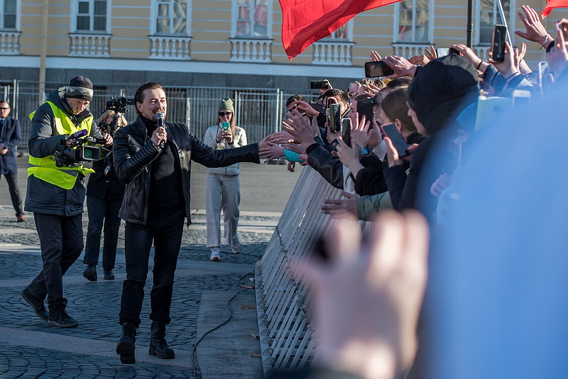 Сергей Безруков