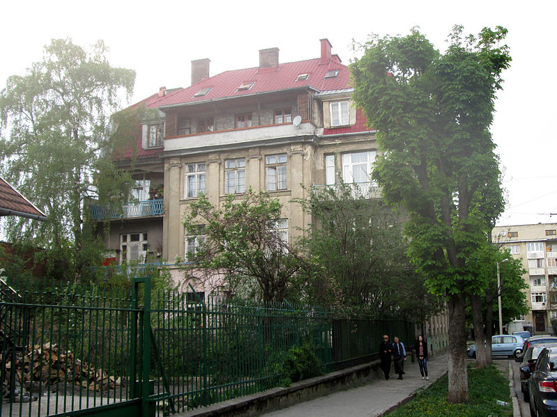 File:11 Zhukovskoho Street, Lviv (01).jpg