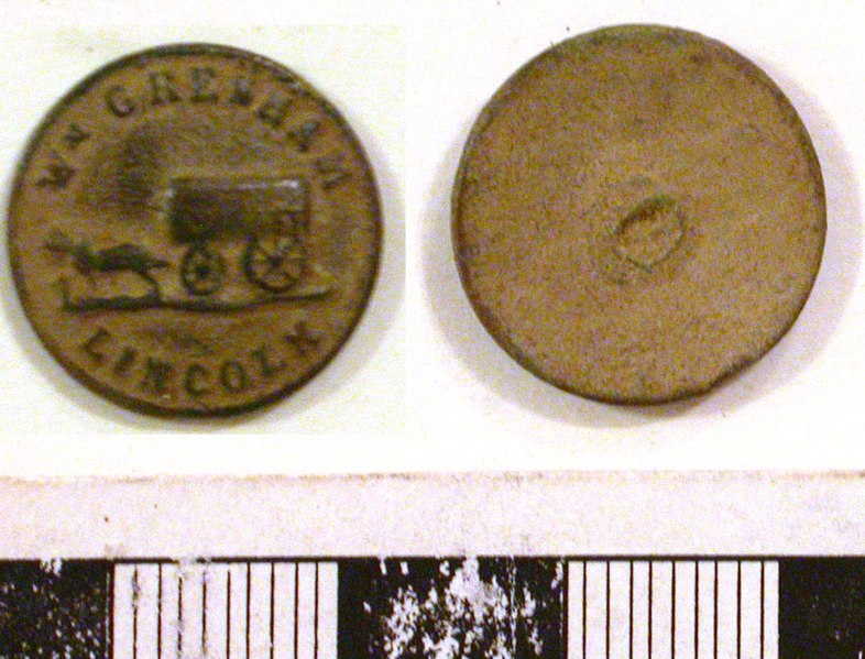 File:18-19th century button (FindID 216876).jpg