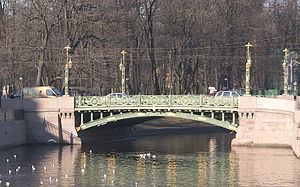 1. Gartenbrücke