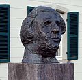 Robert-Schumann-Büste von A.Hrdlicka vor dem Schumannhaus Bonn