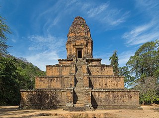 <span class="mw-page-title-main">Harshavarman I</span> King of the Khmer Empire