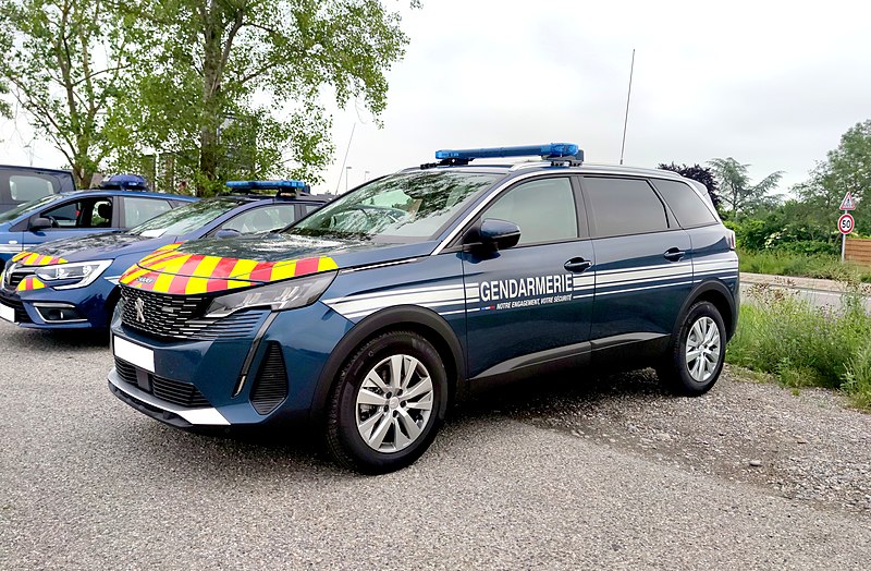 File:5008 de la Gendarmerie en Alsace.jpg