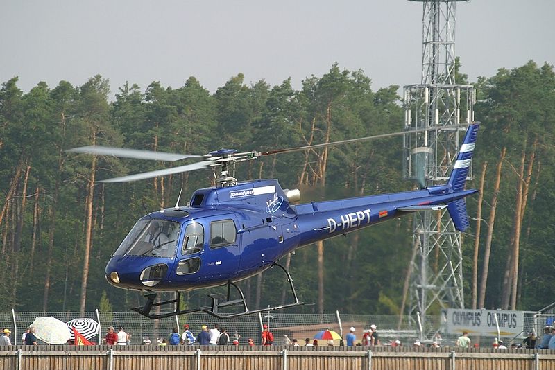 File:Aerospatiale AS-350BA Ecureuil, Johann Lafer Heli Gourmet AN0634935.jpg