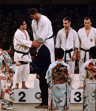 <span class="mw-page-title-main">Judo at the 1964 Summer Olympics – Men's open category</span> Judo competition