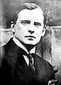 File:Alexander Alekhine, Edgard Colle, 1925.jpg - Wikimedia Commons