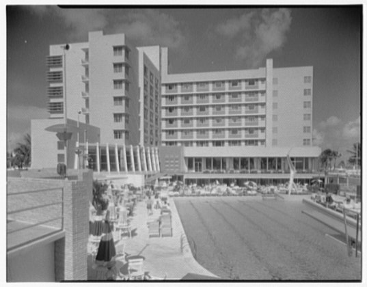 File:Algiers Hotel, 26th St. and Collins Ave., Miami Beach, Florida. LOC gsc.5a21806.tif