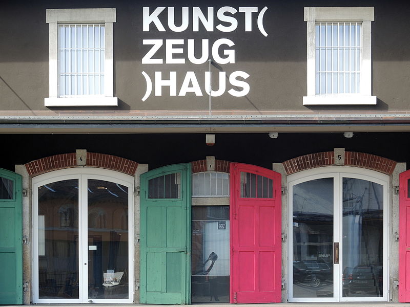 File:Altes Kunst(Zeug)haus Rapperswil - Kreuzstrasse 2013-03-22 15-28-20 (P7700) ShiftN.jpg
