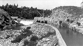 American River, Folsom prison, 1890s, before 1899, scene of 1893 prison break attempt.jpg