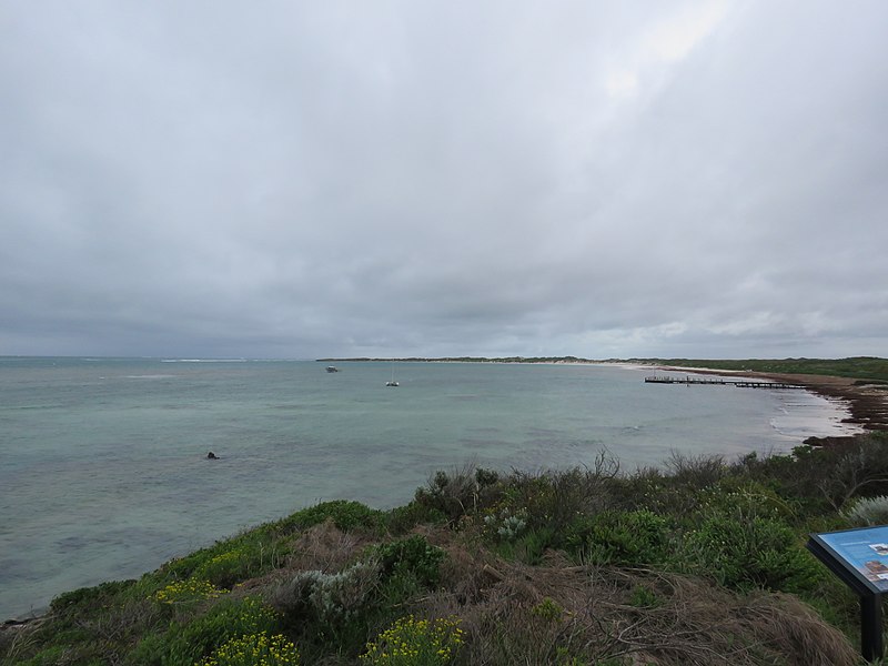 File:Anchorage Bay, Green Head, Western Australia, September 2021 03.jpg