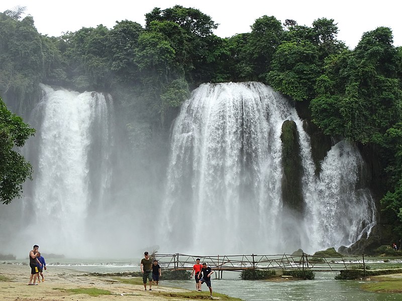 File:Ban Gioc Waterfall - Trung Kanh District - Cao Bang Province - Vietnam - 05 (48119871617).jpg