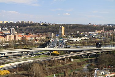 Barrandovský most při pohledu z Hlubočep