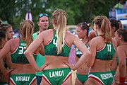 Deutsch: Beachhandball bei den Olympischen Jugendspielen 2018 in Buenos Aires; Tag 7, 13. Oktober 2018; Mädchen, Spiel um Platz Drei – Ungarn-Niederlande 2:0 English: Beach handball at the 2018 Summer Youth Olympics in Buenos Aires at 13 October 2018 – Girls Bronze Medal Match – Hungary-Netherlands 2:0 Español: Handball de playa en los Juegos Olimpicos de la Juventud Buenos Aires 2018 en 13 de octubre de 2018 – Partido por la medalla de bronce femenino - Hungría-Países Bajos 2:0