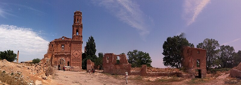 File:Belchite (Aragón, España) - Ciudad "Emblemática" de la Guerra Civil Española 17.jpg